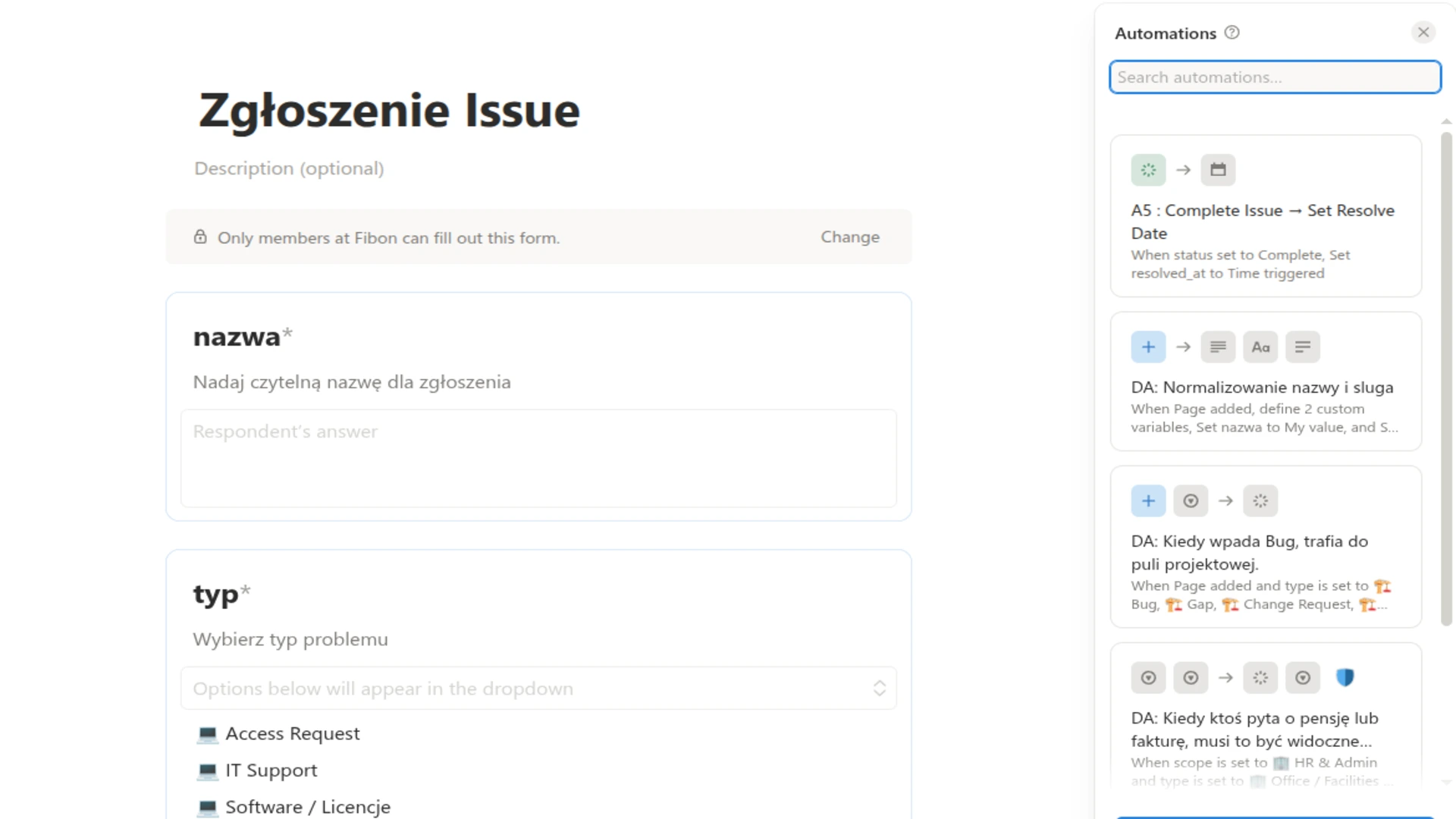 Formularz zgłoszenia w Notion, a obok panel automatyzacji: reguły, które same nadają status, uzupełniają pola i kierują zgłoszenie tam, gdzie ma trafić.